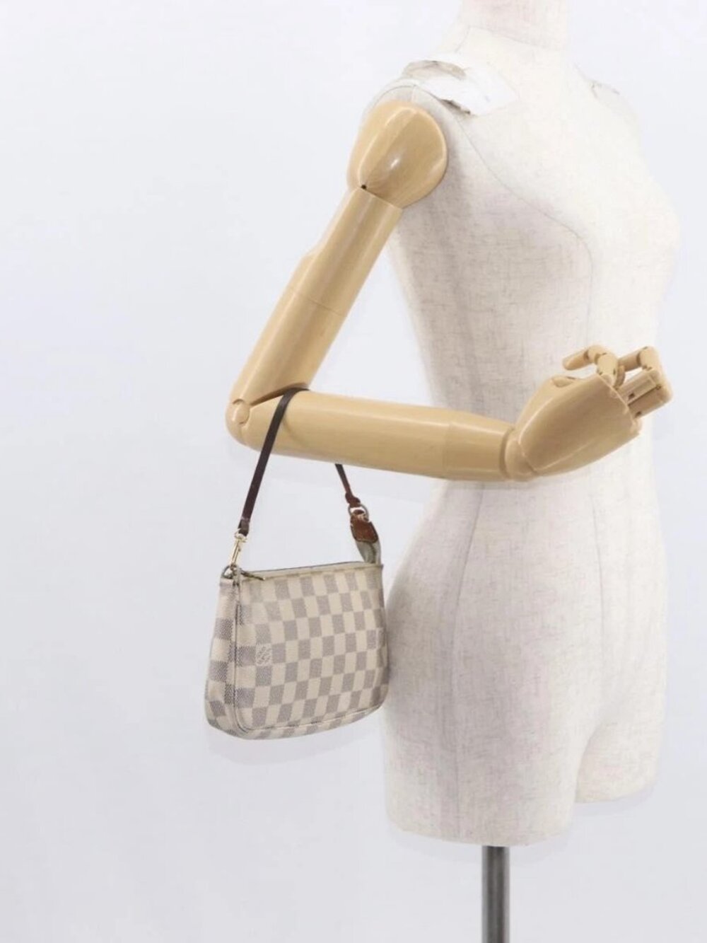 LOUIS VUITTON Damier Azur Pochette Accessoires Pouch N51986 LV Auth BA9215